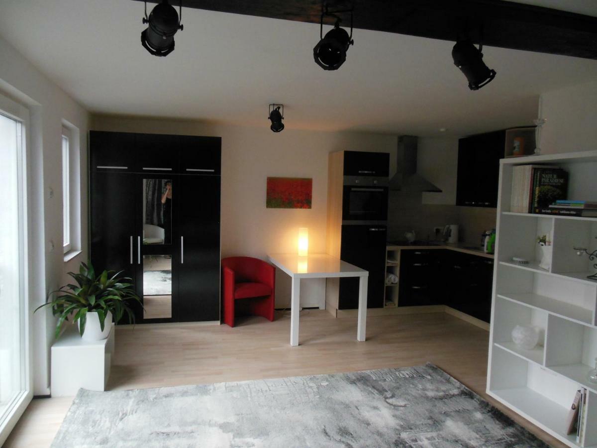 All-In-One-Studio Appartement Henstedt-Ulzburg Buitenkant foto