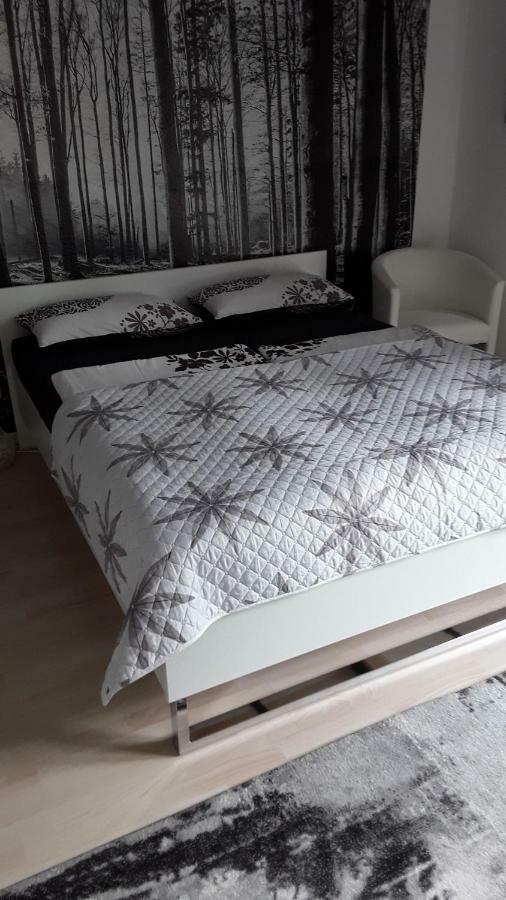 All-In-One-Studio Appartement Henstedt-Ulzburg Buitenkant foto