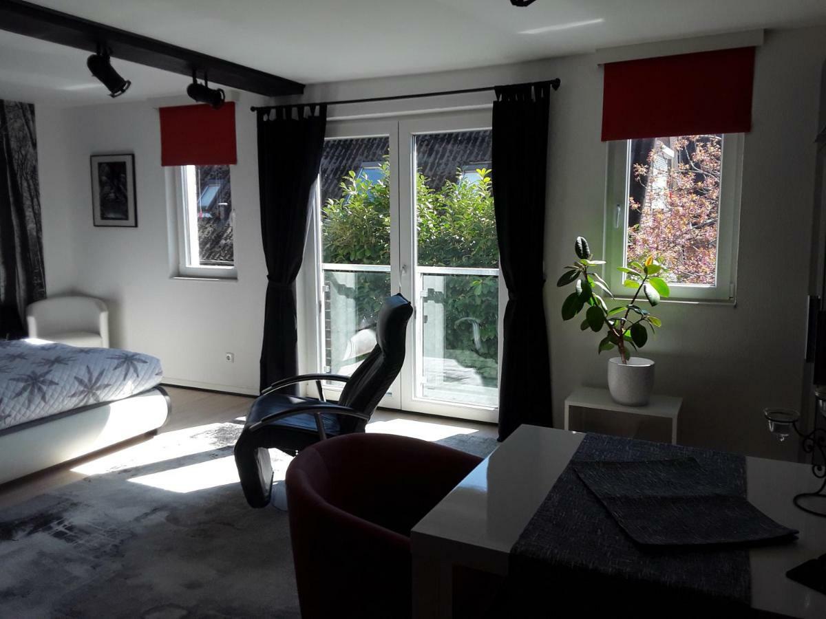 All-In-One-Studio Appartement Henstedt-Ulzburg Buitenkant foto